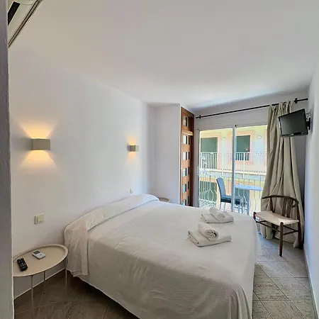 Pensio Anna Guest house Tossa de Mar